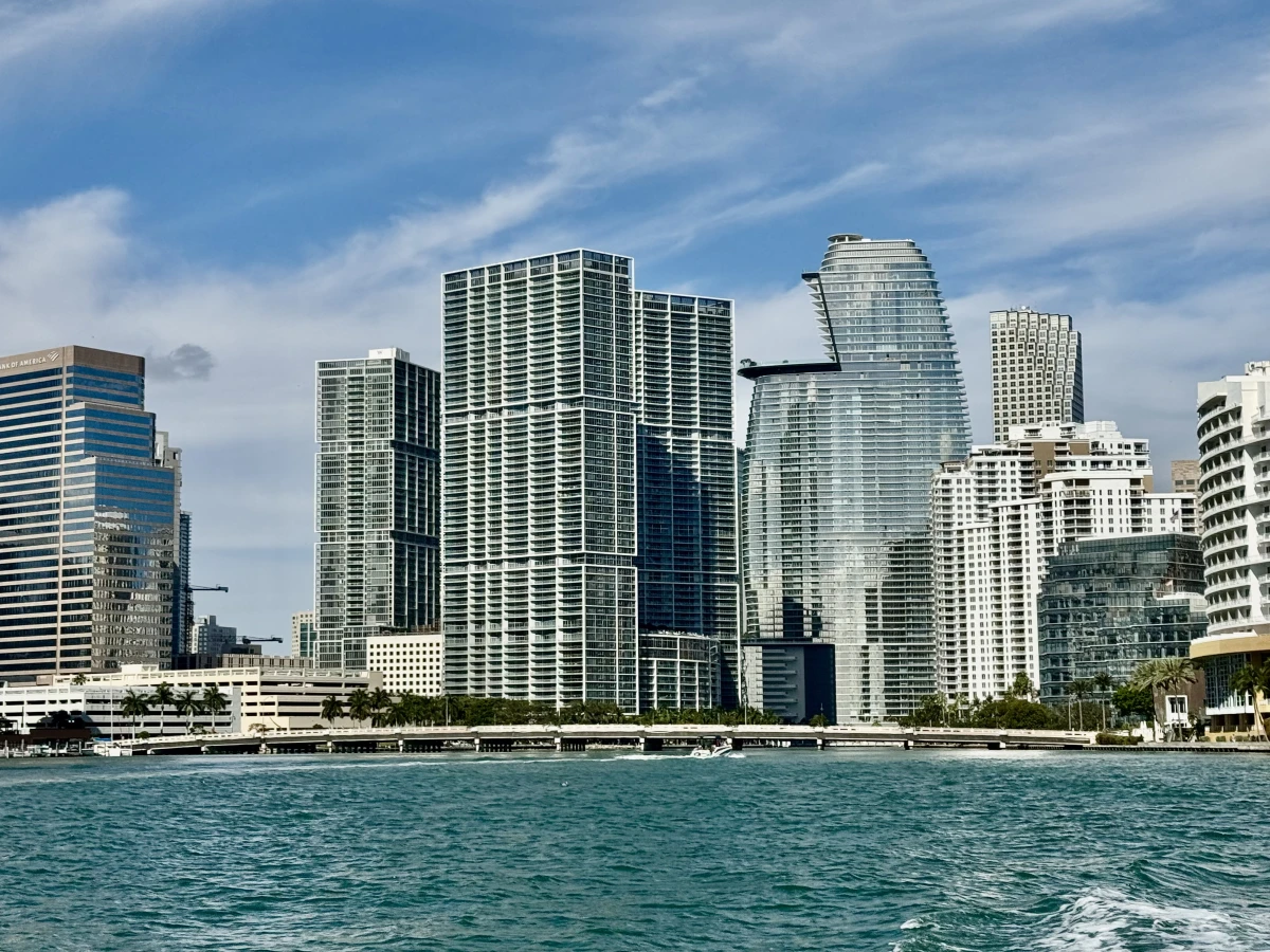 Miami Icon - Best View